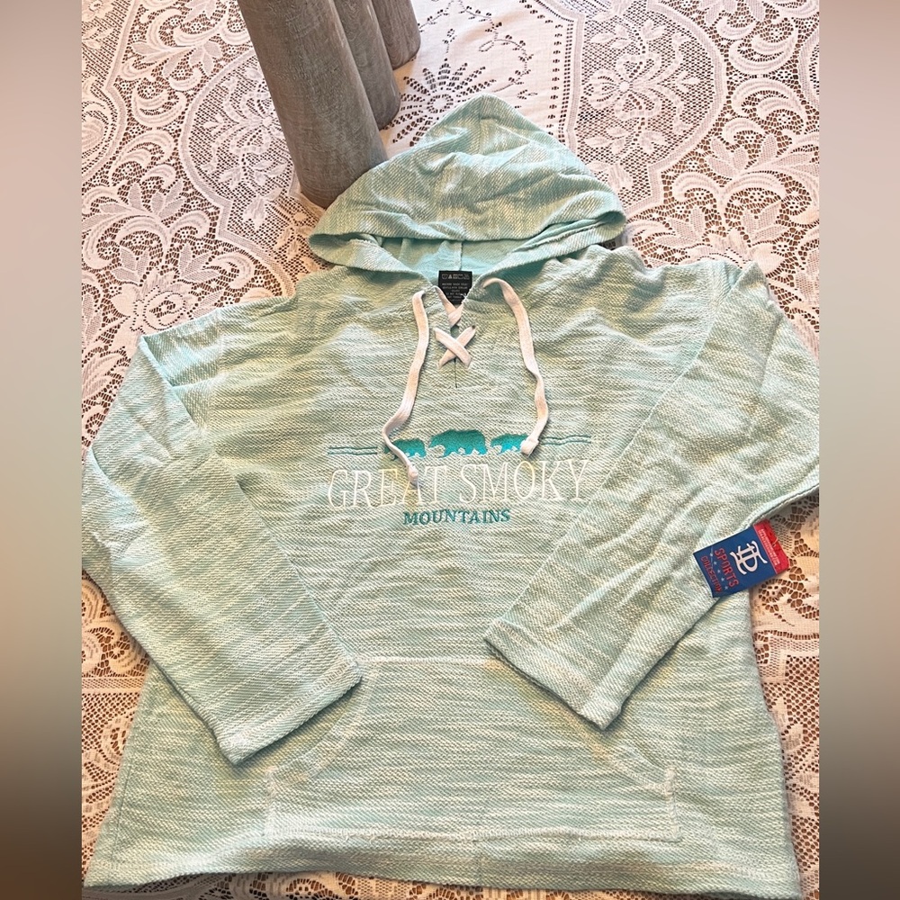 Medium Great Smokey Mountains Hoodie